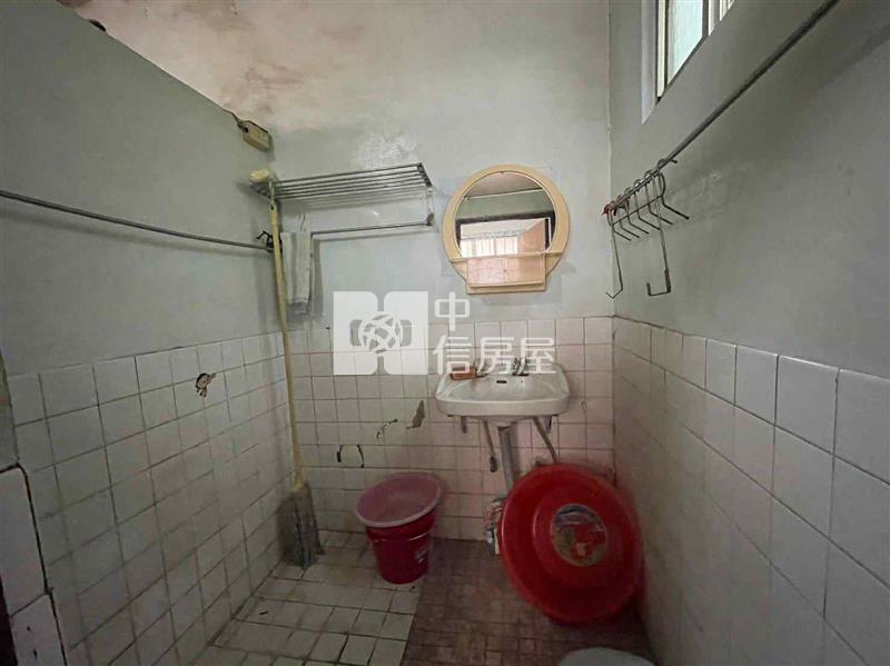 內埔便宜透天宅房屋室內格局與周邊環境