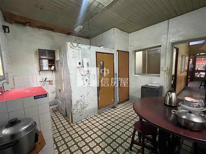 內埔便宜透天宅房屋室內格局與周邊環境