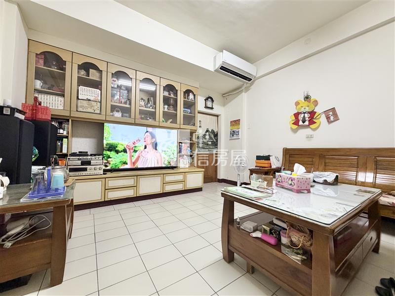 ㊣美村路朝西透店房屋室內格局與周邊環境