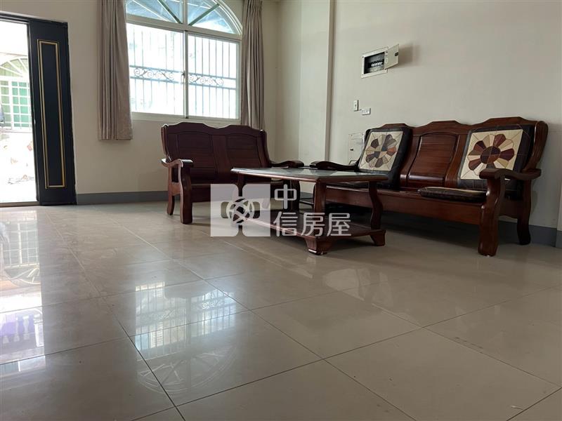 頭份鬧中取靜別墅房屋室內格局與周邊環境