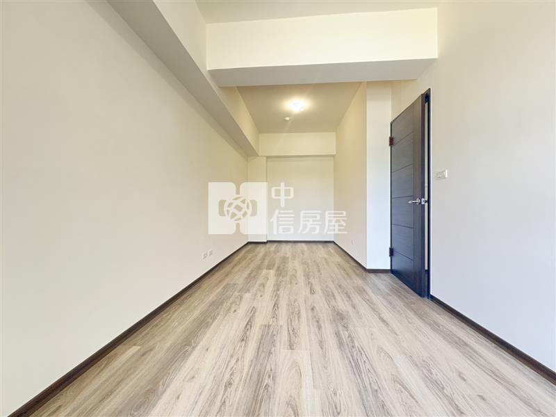 【奔馳】佳陞豐川.溫馨2房車房屋室內格局與周邊環境