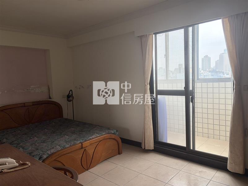 中壢戶政旁景觀四房房屋室內格局與周邊環境