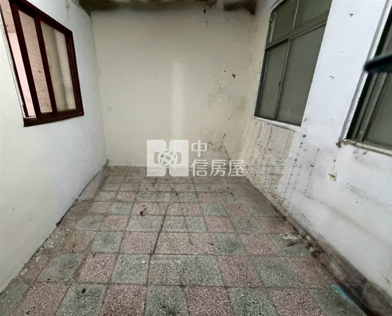 新光路安居巷透天房屋室內格局與周邊環境