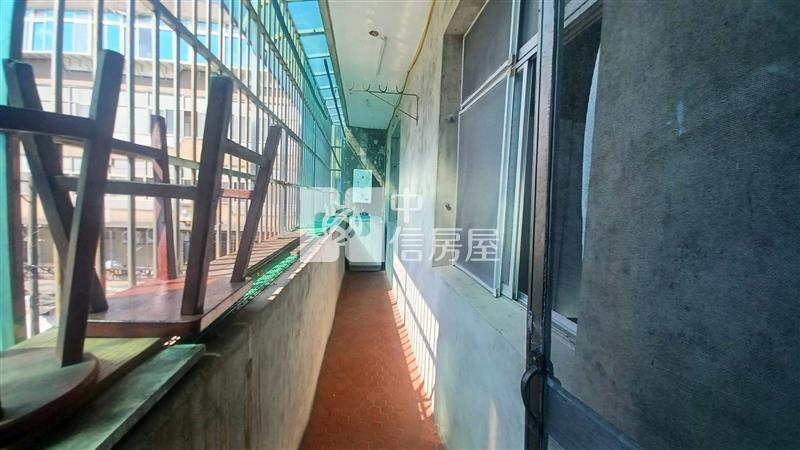 新橫濱旁/復興路二樓三房邊間採光房屋室內格局與周邊環境