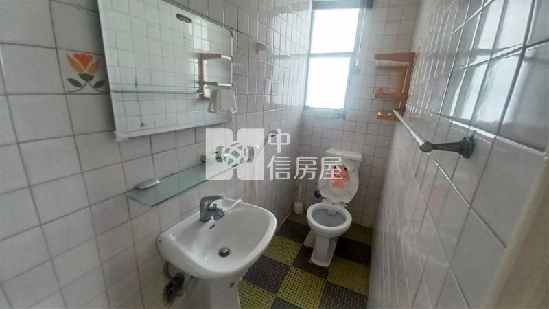 新橫濱旁/復興路二樓三房邊間採光房屋室內格局與周邊環境