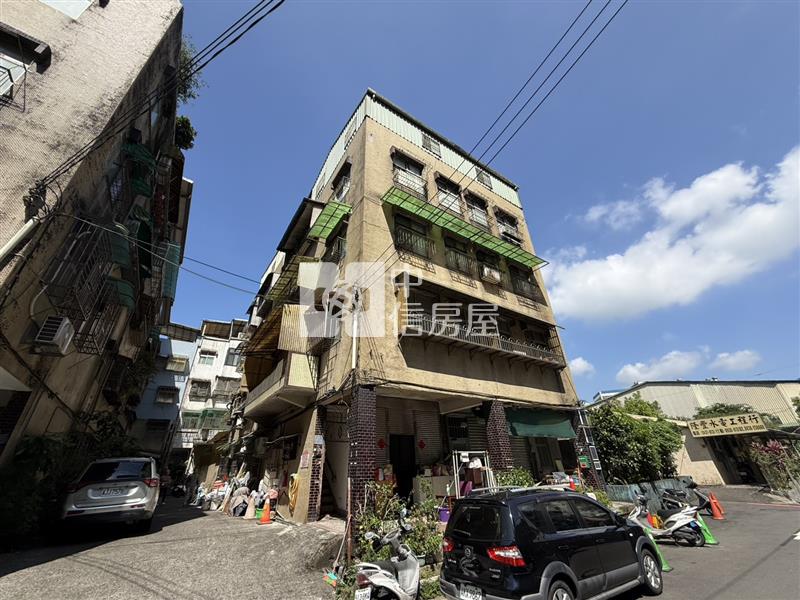 大武崙低總三房房屋室內格局與周邊環境