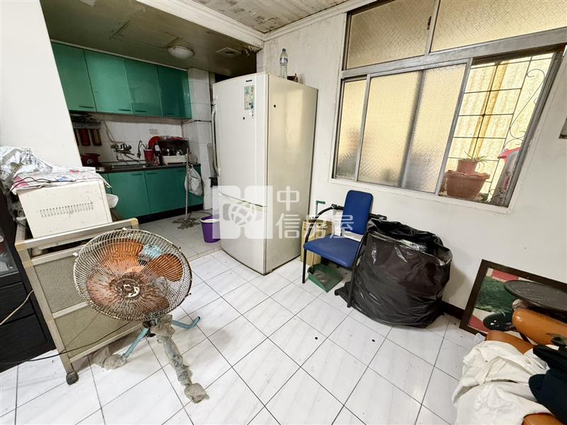 大武崙低總三房房屋室內格局與周邊環境