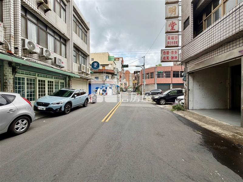 鑫聖中信-內壢忠孝商圈郵局大透天房屋室內格局與周邊環境