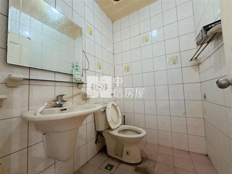 中壢健保局|科學家精美店面房屋室內格局與周邊環境