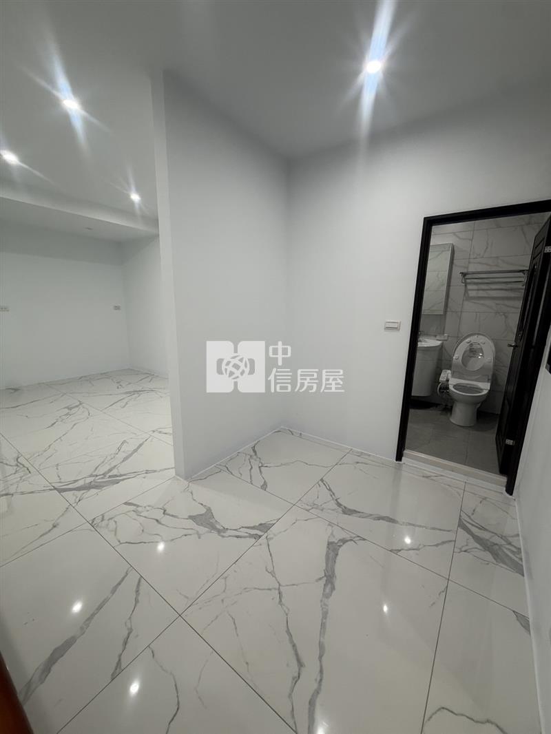 近中投高工商圈全新整理金店面房屋室內格局與周邊環境