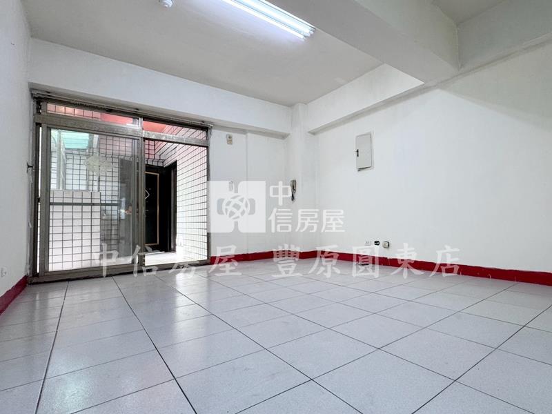文化中心美華廈房屋室內格局與周邊環境