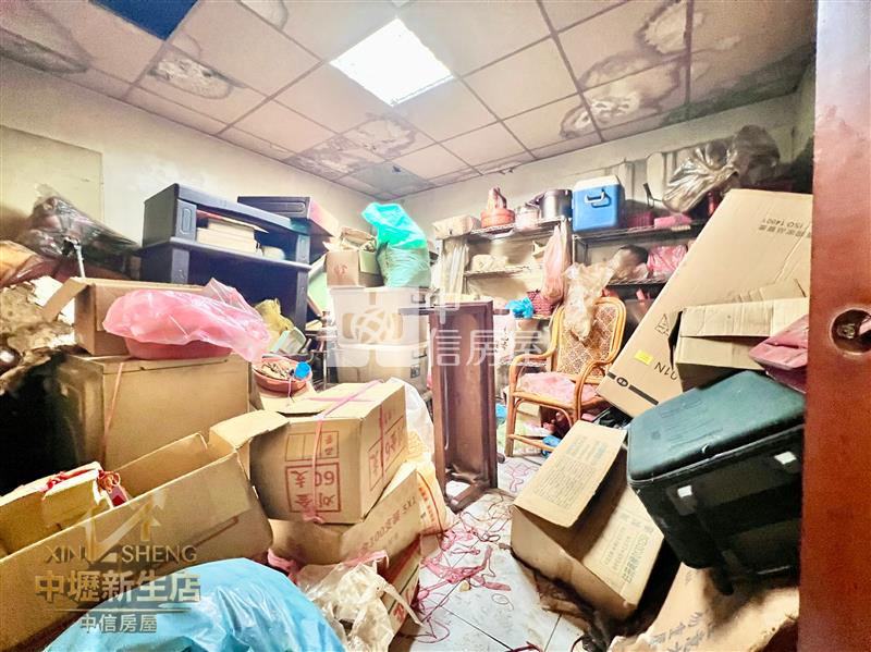 內壢站前忠孝商圈大地坪金透店房屋室內格局與周邊環境