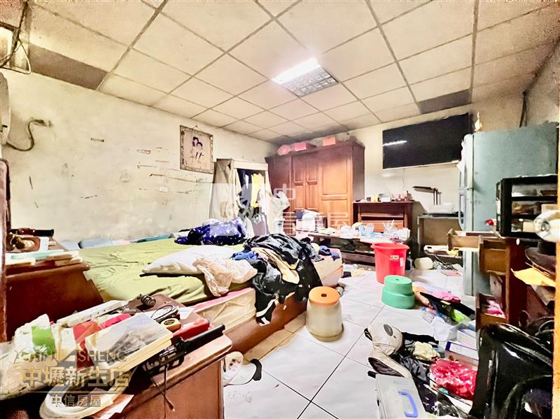 內壢站前忠孝商圈大地坪金透店房屋室內格局與周邊環境