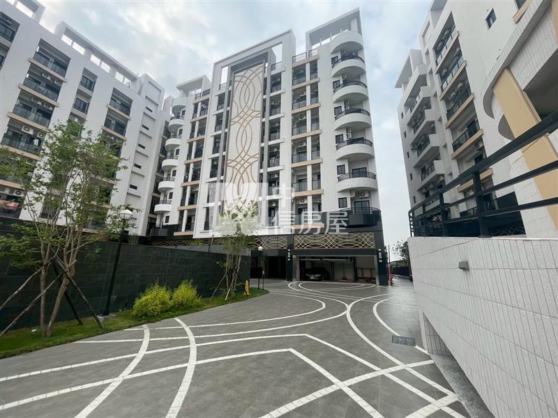 新市潭頂綠美新境三房車位房屋室內格局與周邊環境