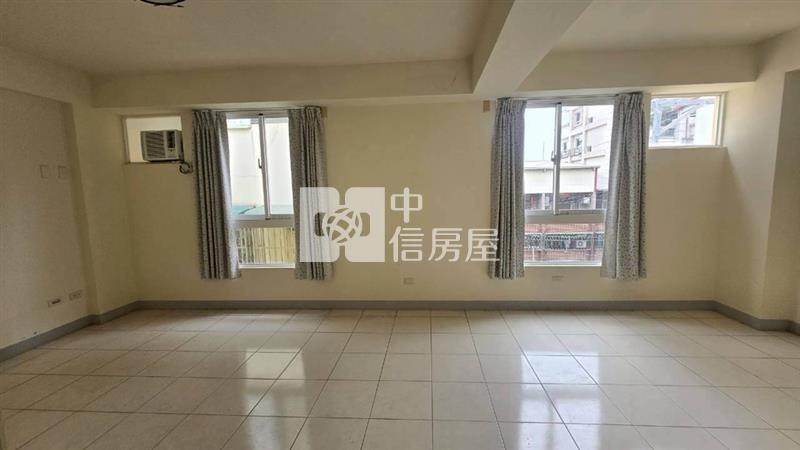 68烏日邊間透天厝房屋室內格局與周邊環境