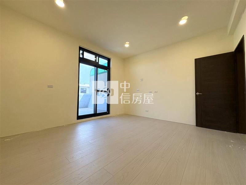 觀音濱海路整新透天房屋室內格局與周邊環境
