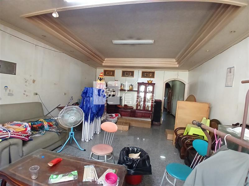 內壢前站透天店面房屋室內格局與周邊環境