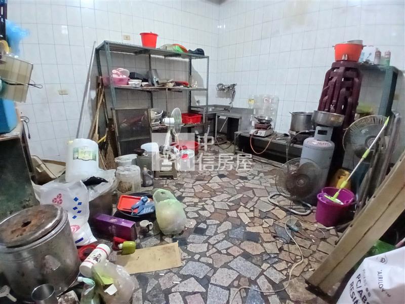 內壢前站透天店面房屋室內格局與周邊環境