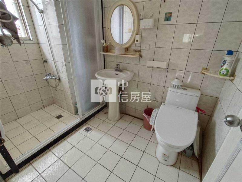 文化國小3+1房車房屋室內格局與周邊環境