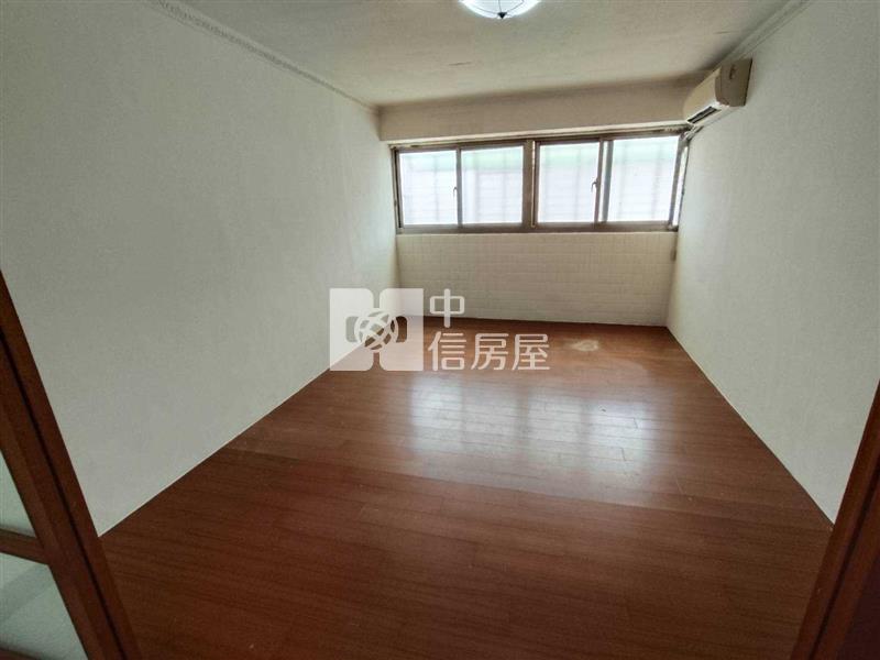 文化國小3+1房車房屋室內格局與周邊環境