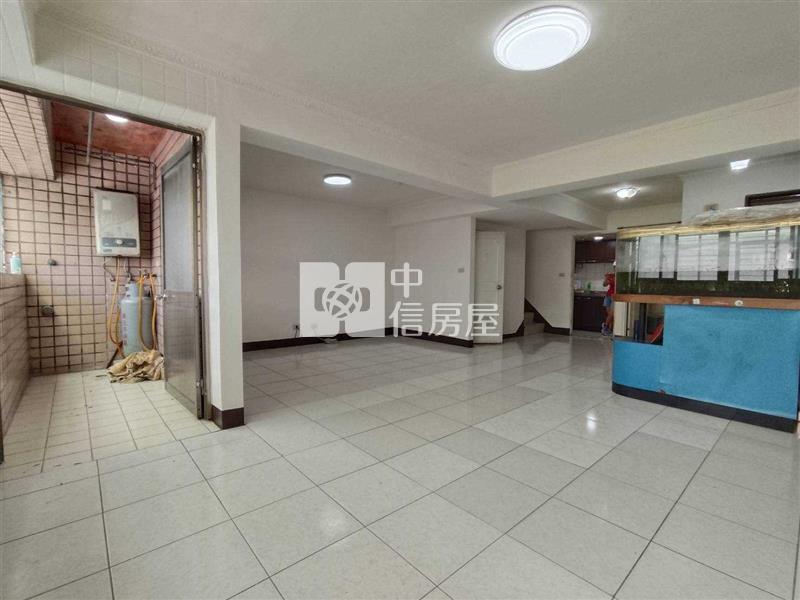文化國小3+1房車房屋室內格局與周邊環境