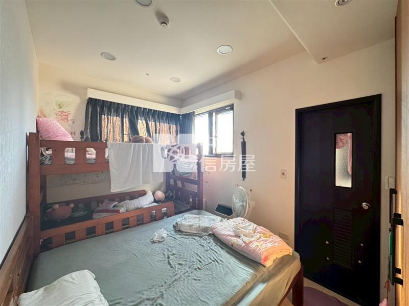 昌祐品閣稀有頂樓露台戶兩房兩衛平車房屋室內格局與周邊環境