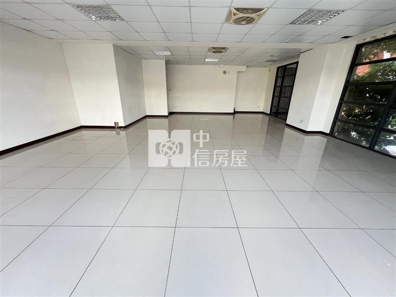 專任-新竹角間店面房屋室內格局與周邊環境