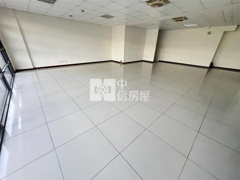 專任-新竹角間店面房屋室內格局與周邊環境