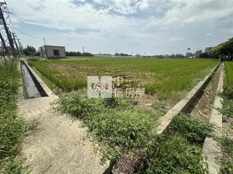 新屋市區新文路旁美農地房屋室內格局與周邊環境