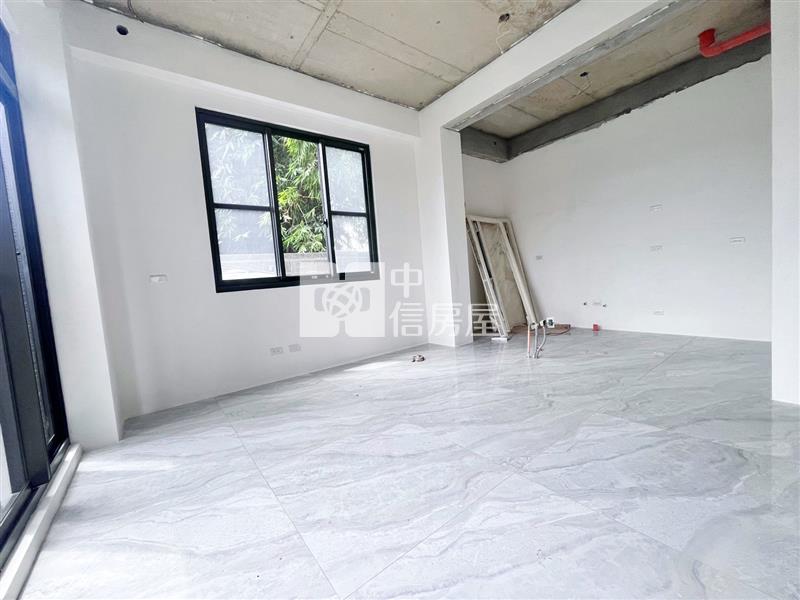 66快速道路全新獨棟百坪電梯美墅房屋室內格局與周邊環境