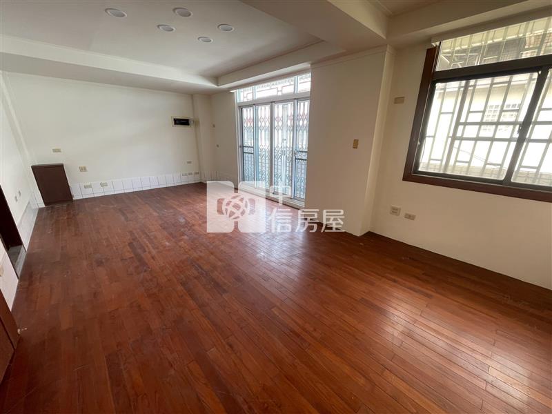 崎子頭大坪數別墅房屋室內格局與周邊環境