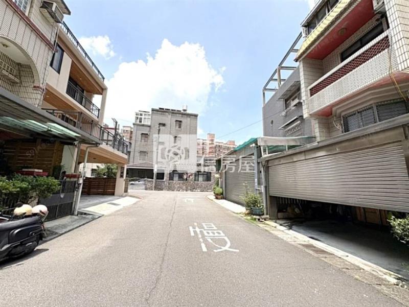 【新世紀】林森國小旁面寬庭院美墅