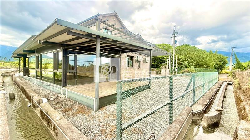 近雲山水旁日式農舍房屋室內格局與周邊環境