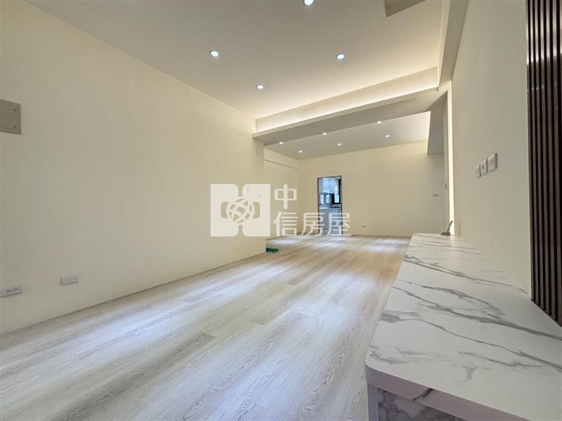 中壢火車站漂亮明亮大3+1房美寓房屋室內格局與周邊環境