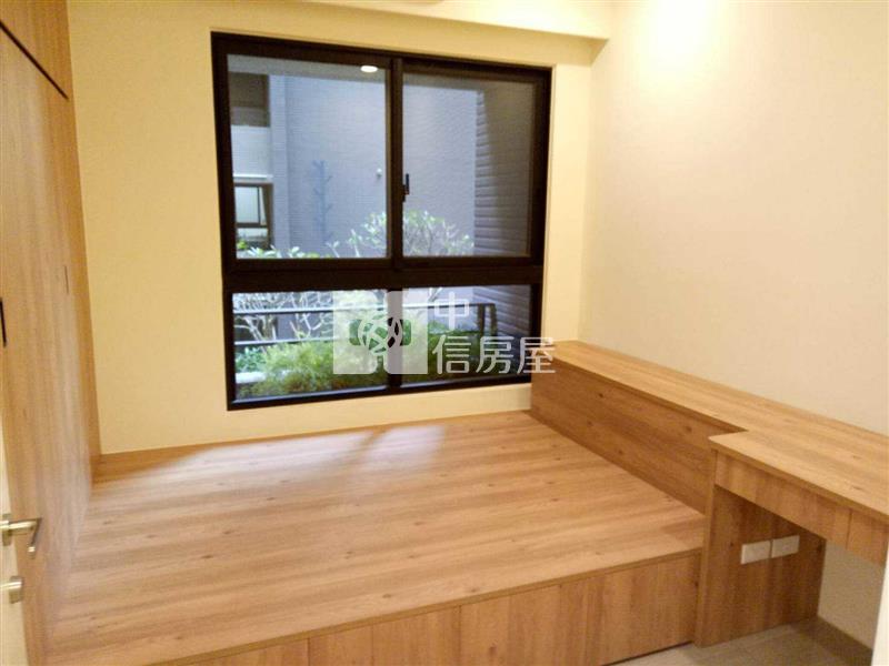 惠宇富山居典雅大三房平車房屋室內格局與周邊環境