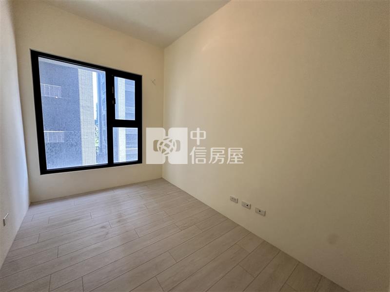 大園客運園區｜龍築靜玥｜三房雙衛浴開窗＋平車房屋室內格局與周邊環境