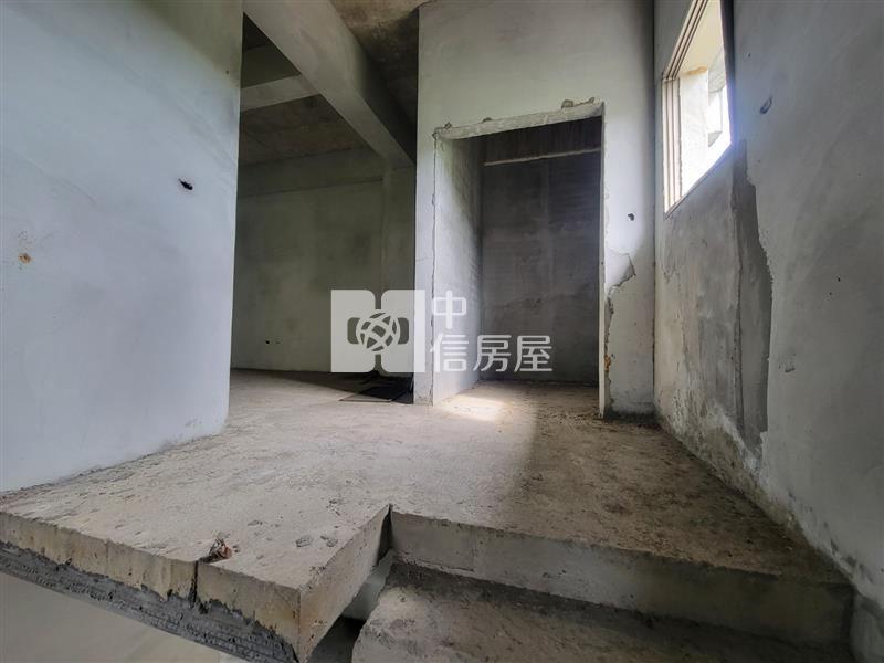 中央大學旁農舍房屋室內格局與周邊環境