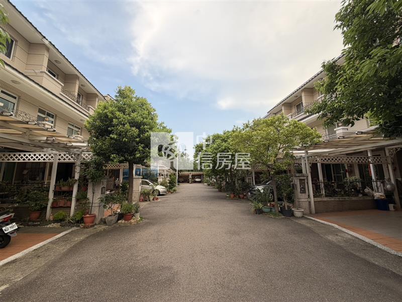 平鎮近埔心火車站大面寬前院雙車位別墅房屋室內格局與周邊環境