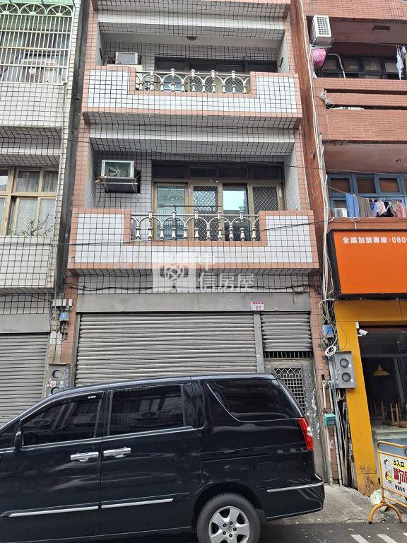 忠孝郵局大地坪透店(中信卓越團隊)房屋室內格局與周邊環境