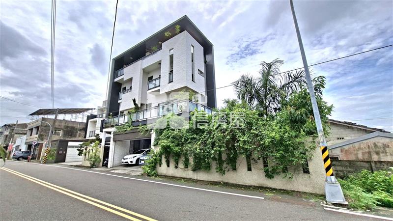古坑獨棟電梯大面寬花園別墅房屋室內格局與周邊環境
