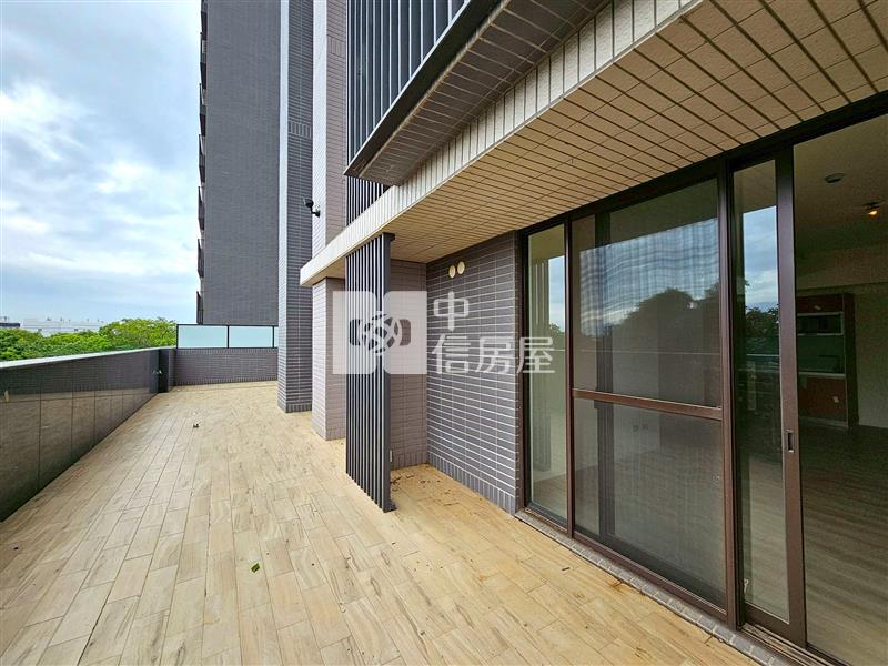 中科公園角間大露台兩房平車房屋室內格局與周邊環境