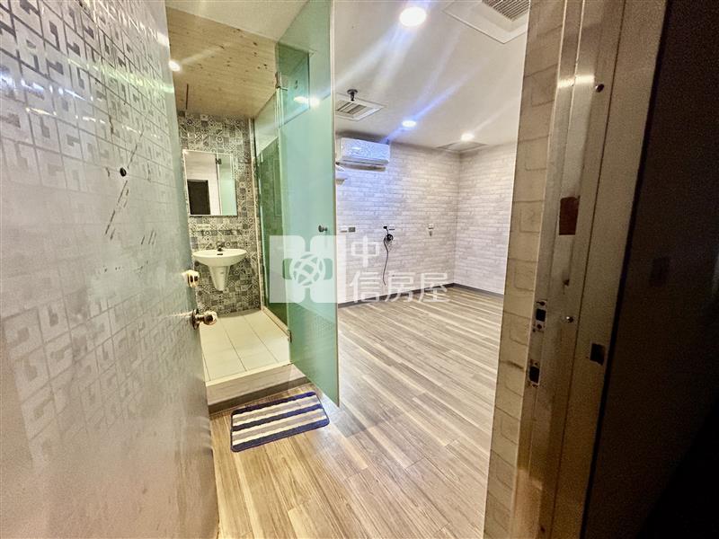 大立百貨旁商辦大樓房屋室內格局與周邊環境