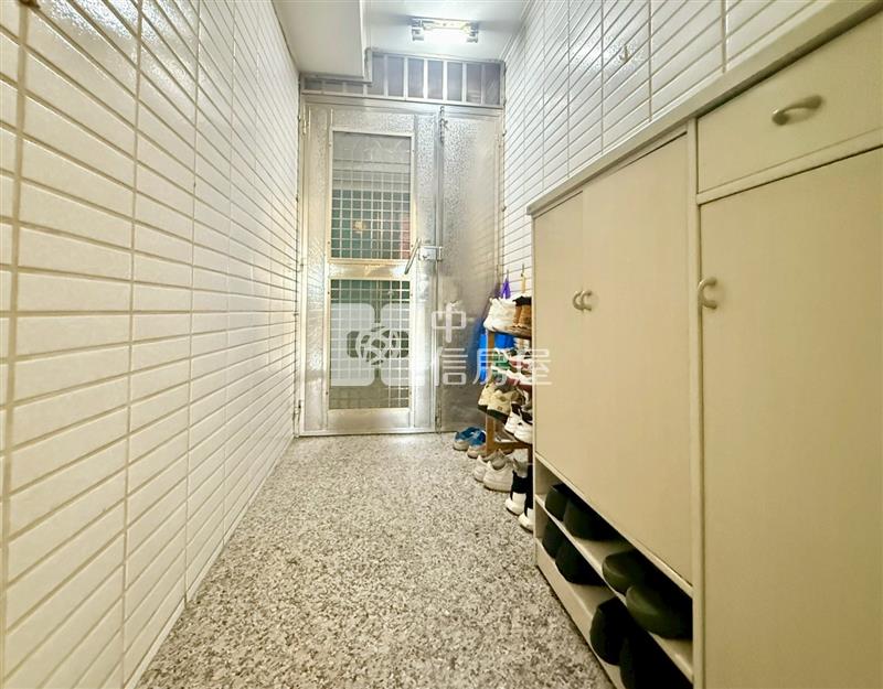 長虹天廈三房平車房屋室內格局與周邊環境