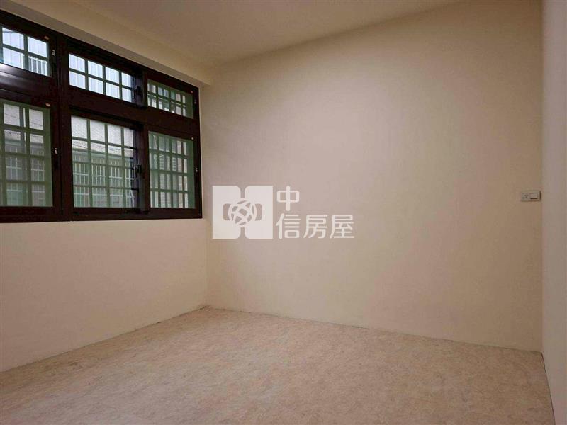 正水美國小旁美透天房屋室內格局與周邊環境