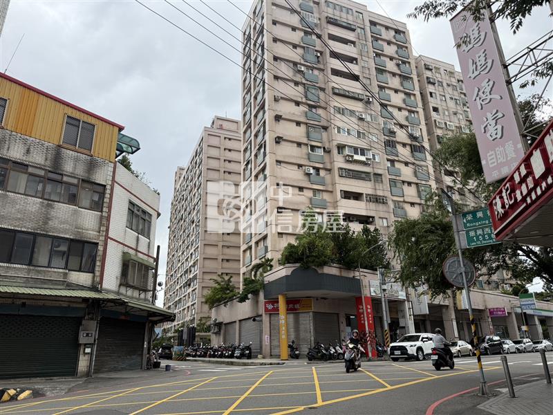 平鎮區公所一樓電梯美3房(車位輪抽)房屋室內格局與周邊環境