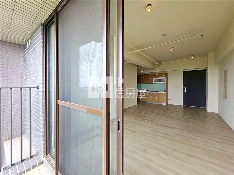 大雅次頂樓永久視野兩房平車房屋室內格局與周邊環境