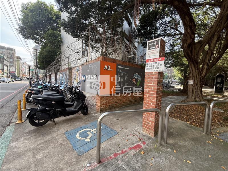 中原金店面+收租9套房房屋室內格局與周邊環境
