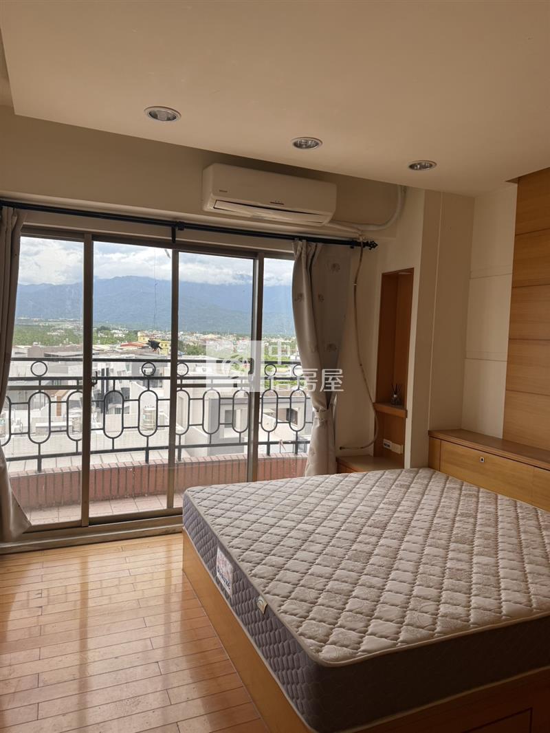 歐洲皇宮山景華廈房屋室內格局與周邊環境