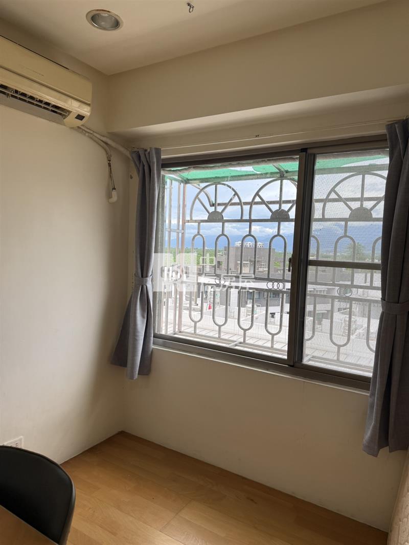 歐洲皇宮山景華廈房屋室內格局與周邊環境