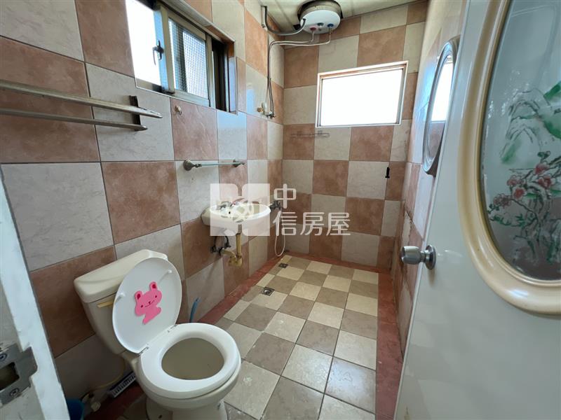 95間投套金雞母房屋室內格局與周邊環境